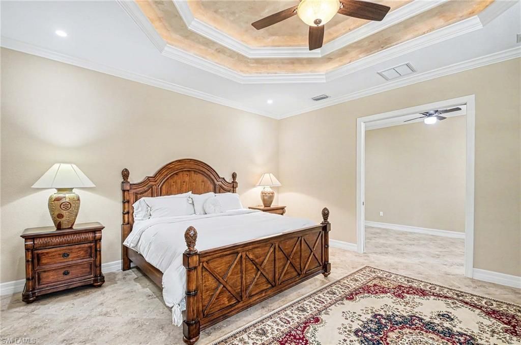 672 Fairway Ter, Naples, FL 34103 Photo