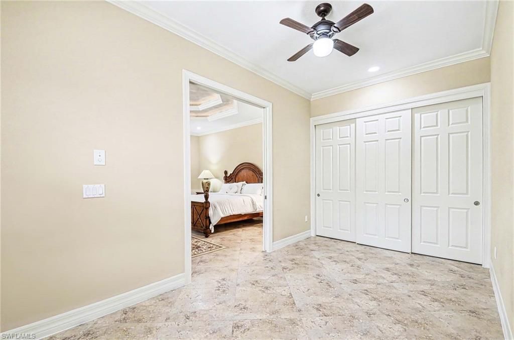 672 Fairway Ter, Naples, FL 34103 Photo
