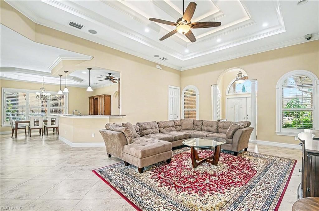 672 Fairway Ter, Naples, FL 34103 Photo