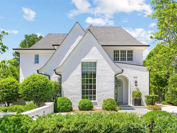 2638 Hampton Avenue , Charlotte, NC 28207