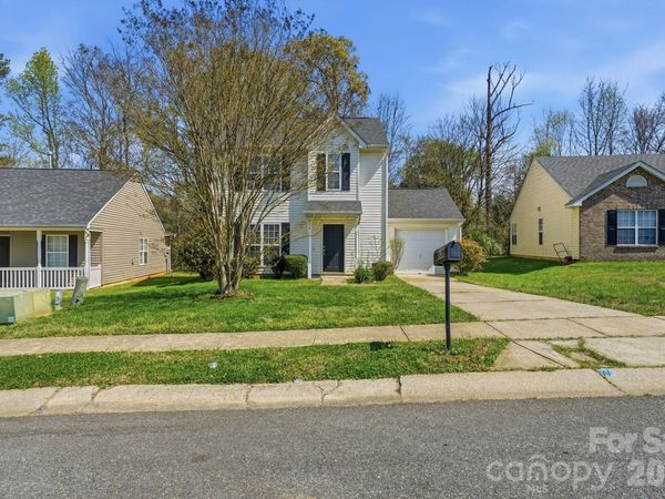 836 Almora Drive , Charlotte, NC 28216
