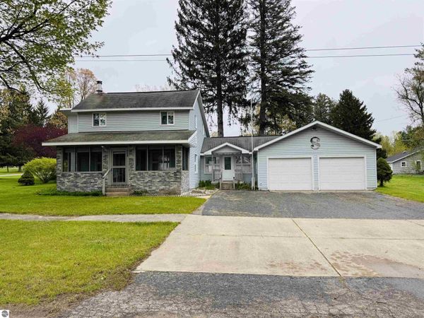 408 Garfield Street, Luther, MI 49656