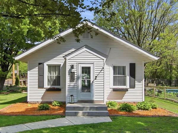 1502 Hogeboom Avenue, Eau Claire, WI 54701