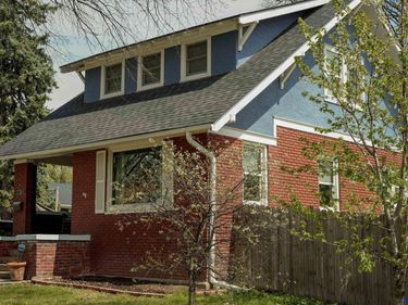 744 S 32nd Street , Lincoln, NE 68510