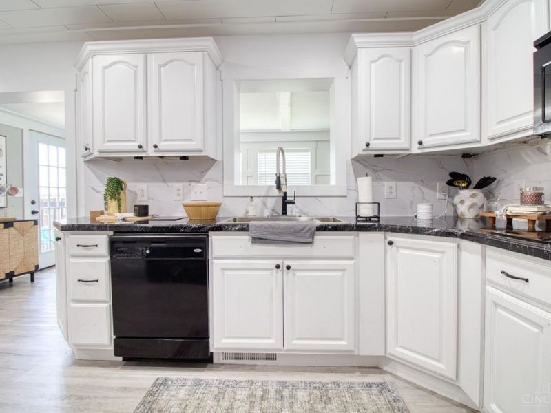 320 E 9th Street, Manchester, OH 45144 Photo 7