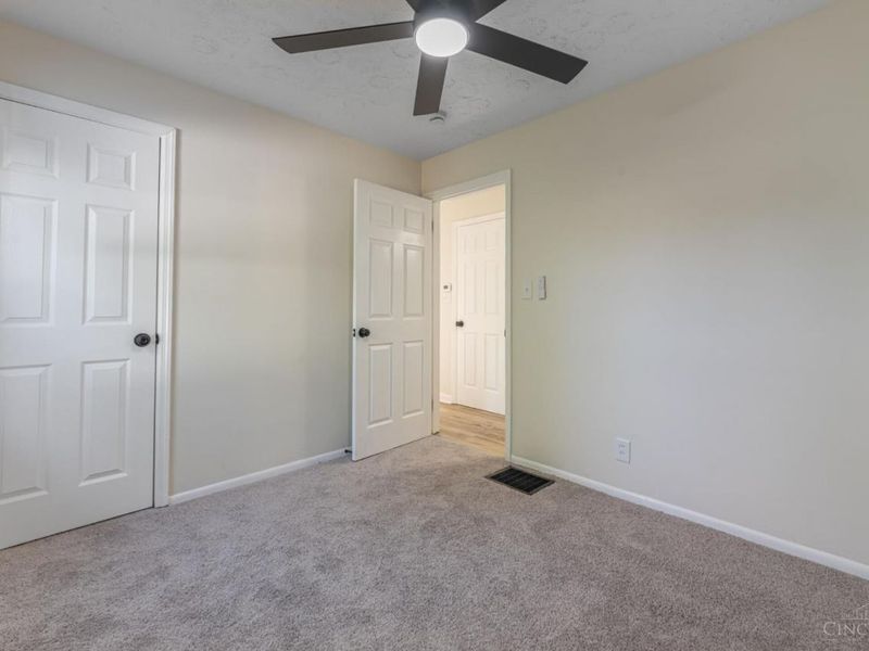 1205 Ellen Drive, Middletown, OH 45042 Photo 17