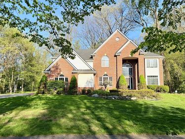 24525 Sandpiper Court, Novi, MI 48374