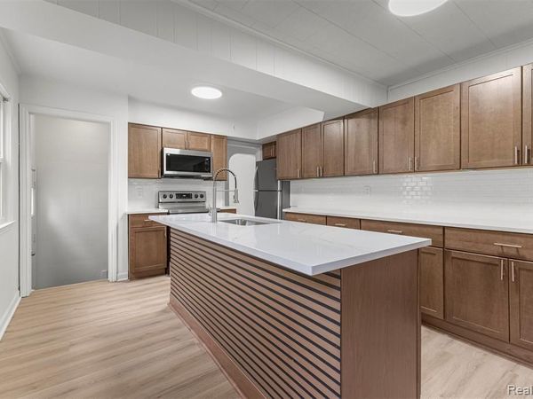 3360 Alice Street, Dearborn, MI 48124