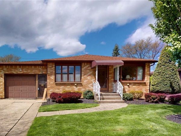 58 Grand Prix Drive, Buffalo, NY 14227