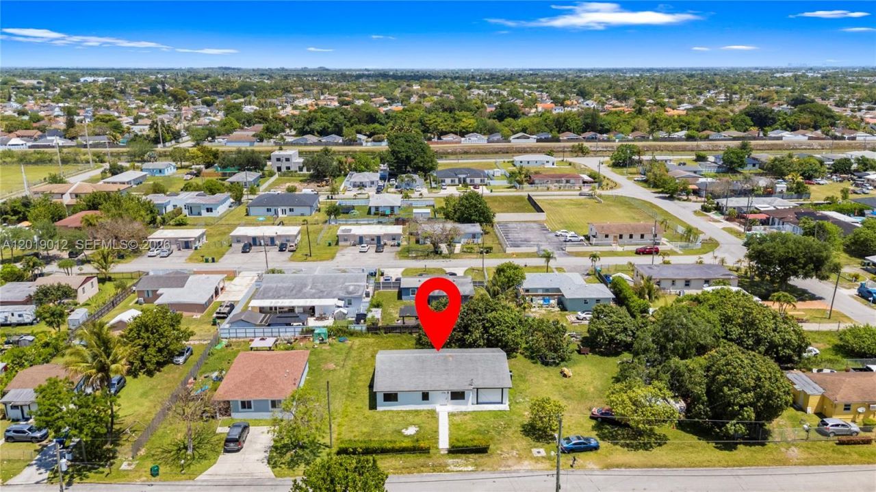 12035 SW 214th Ter, Miami, FL 33177 Photo