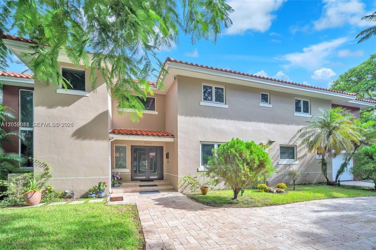 1543 Dorado Ave , Coral Gables, FL 33146 Photo