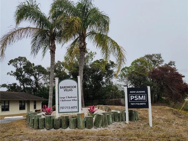 9530 LYNN LANE , Unit B, SEMINOLE, FL 33777