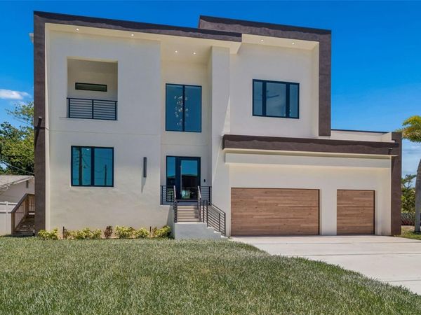 206 S TREASURE DRIVE, TAMPA, FL 33609