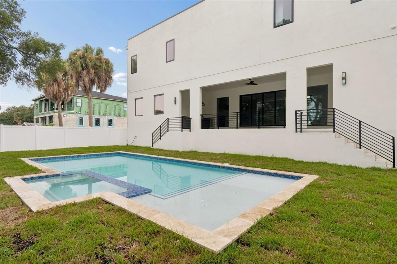 206 S Treasure Drive, Tampa, FL 33609 Photo