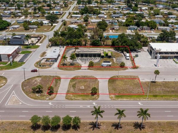 3570 TAMIAMI TRAIL, PORT CHARLOTTE, FL 33952