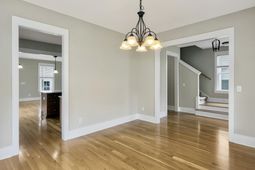 3549 Sewel Avenue photo 4