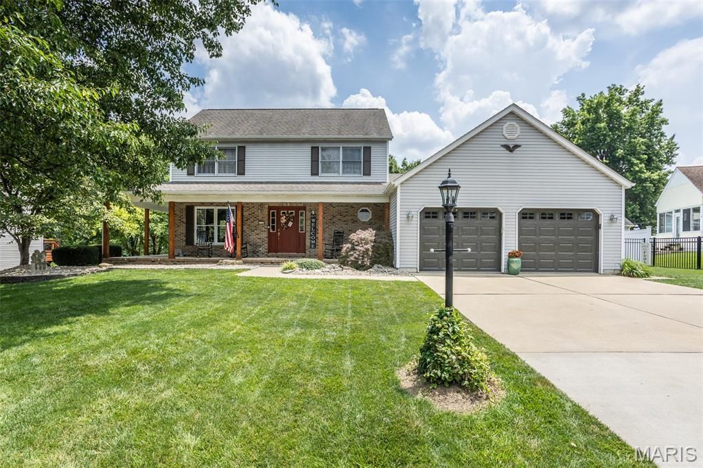 1729 Seminole Lane, Godfrey, IL 62035 Main Photo