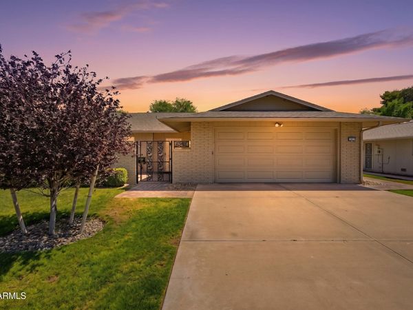 18835 N MAYAN Drive, Sun City, AZ 85373