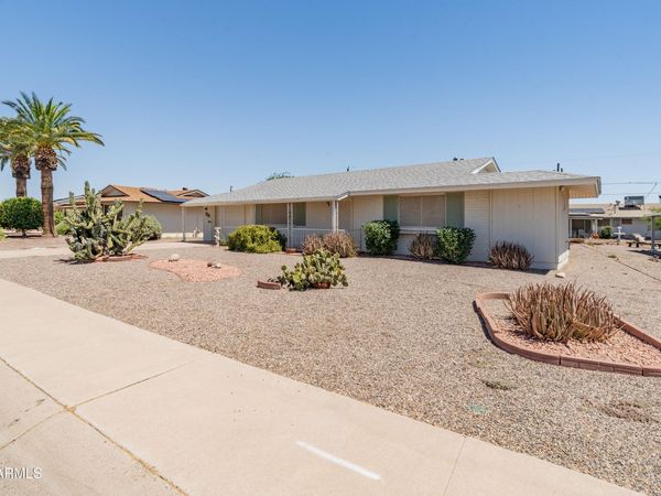 11002 W CONNECTICUT Avenue, Sun City, AZ 85351