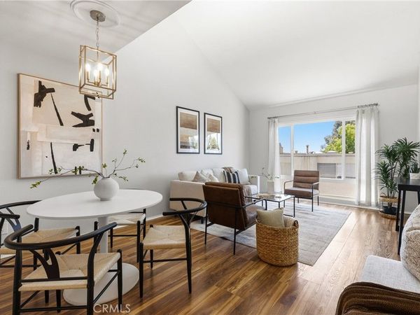 8034 Linda Vista, Unit 2Q, San Diego, CA 92111