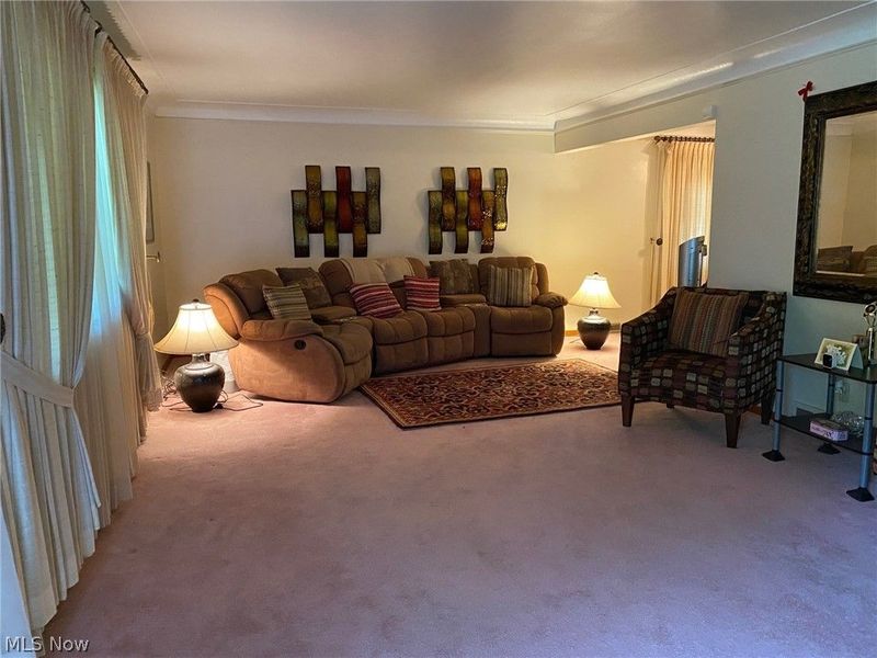 19601 Mayfair Lane, Warrensville Heights, OH 44128 Photo 3