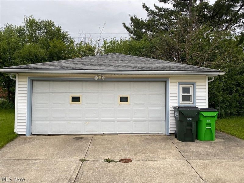 19601 Mayfair Lane, Warrensville Heights, OH 44128 Photo 32
