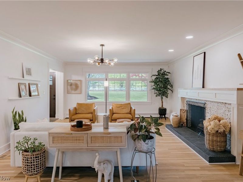 15437 Hemlock Point Road, Chagrin Falls, OH 44022 Photo 4