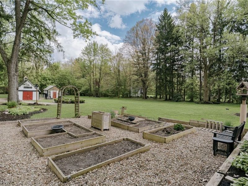 15437 Hemlock Point Road, Chagrin Falls, OH 44022 Photo 41
