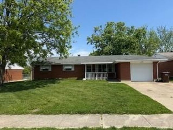 200 Marilee Drive, New Lebanon, OH 45345