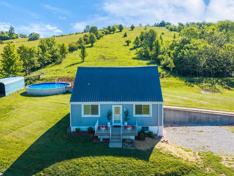 9031 Persimmon Grove Pike, Alexandria, KY 41001 Photo 1