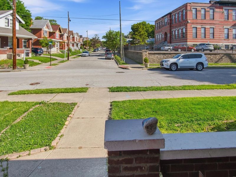 319 W 18th Street, Covington, KY 41011 Photo 12