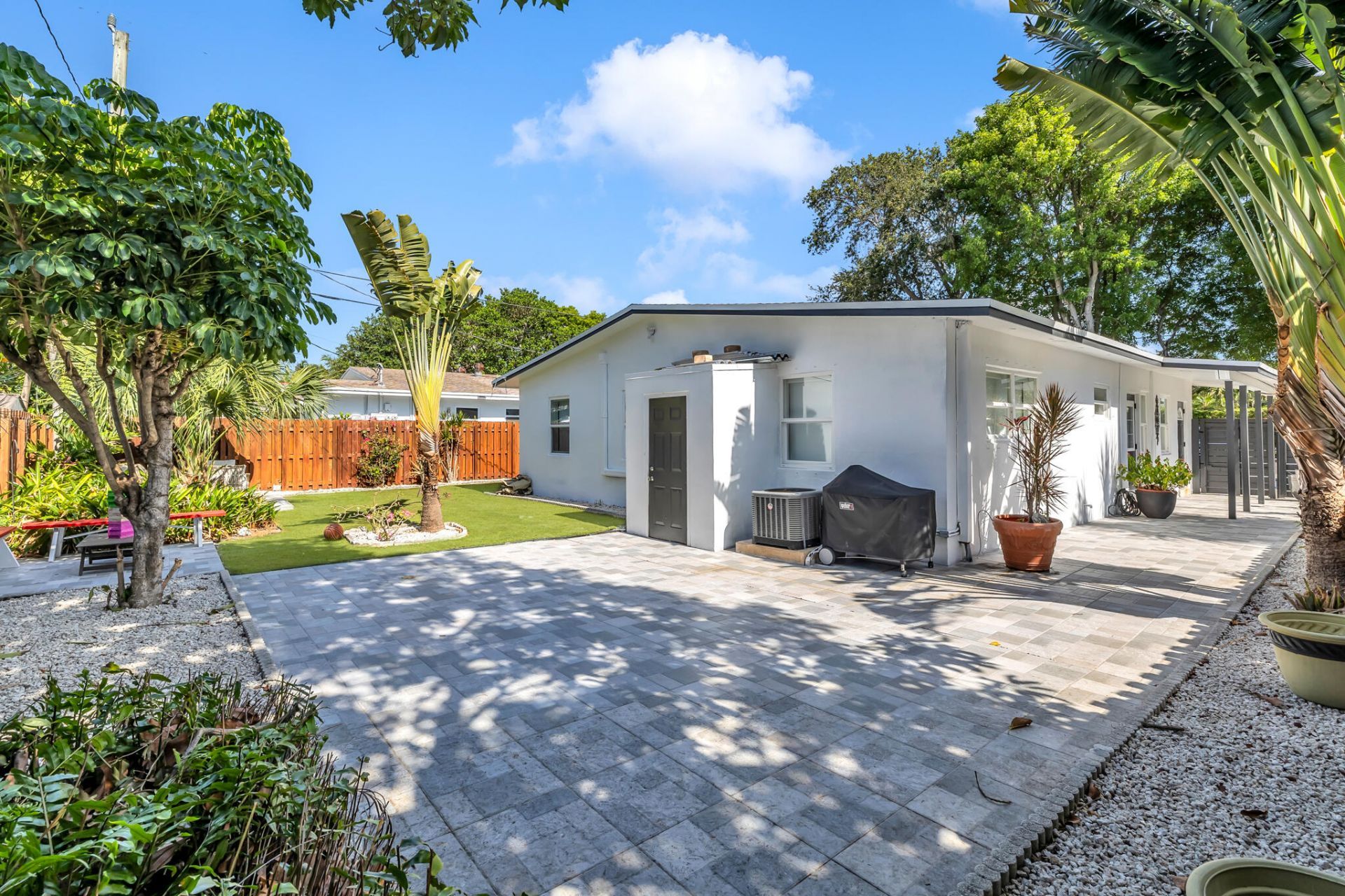 2412 NE 4th Street, Unit W, Pompano Beach, FL 33062 Photo