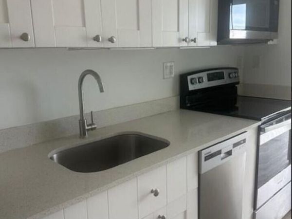 4100 SW 64th Avenue, Unit 313, Davie, FL 33314