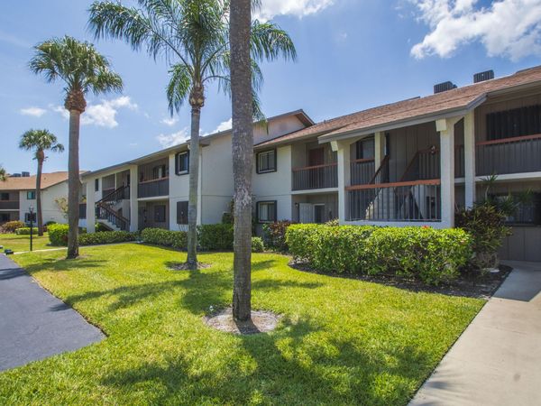 1600 NE Dixie Highway, Jensen Beach, FL 34957