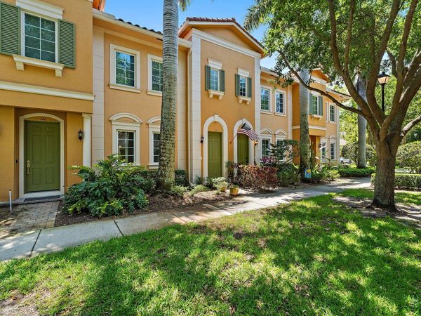 109 Glencullen Circle, Jupiter, FL 33458