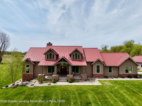 10272 S Wacousta Road, DeWitt, MI 48820