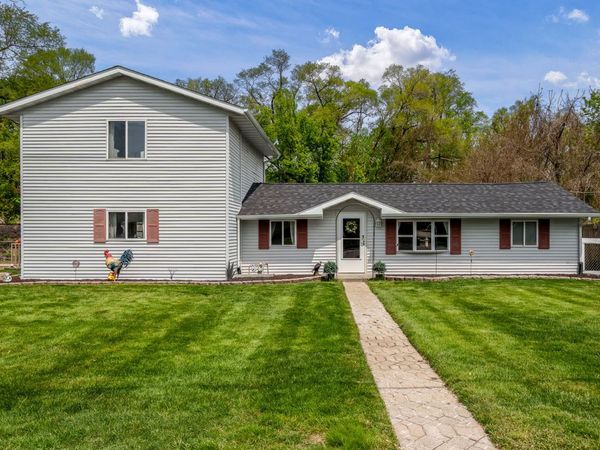410 Elgin Street , Cherry Valley, IL 61016