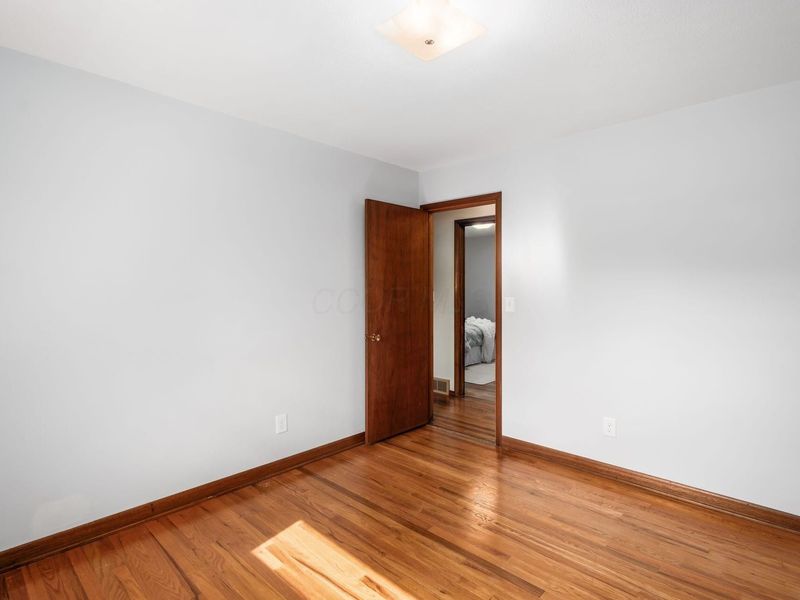 792 Ross Road , Columbus, OH 43213 Photo 26