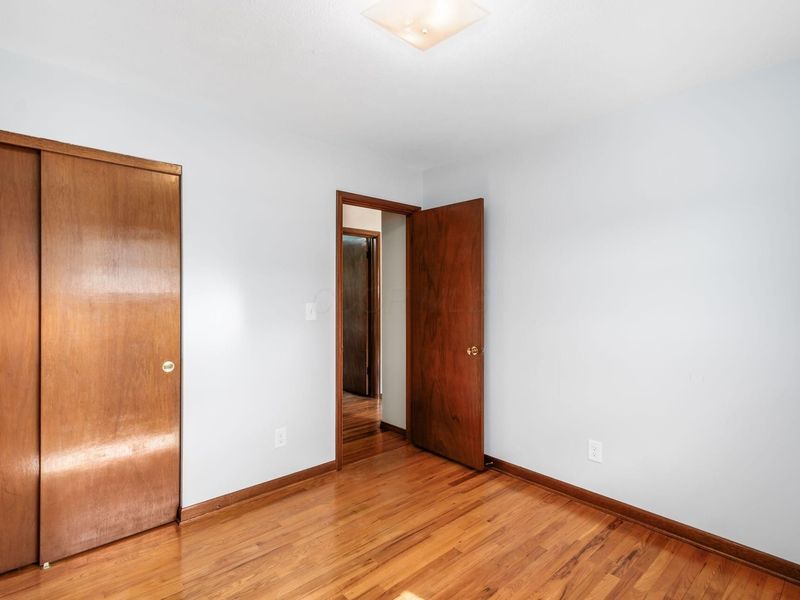 792 Ross Road , Columbus, OH 43213 Photo 28