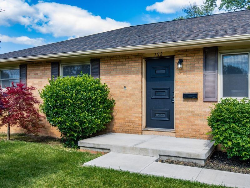 792 Ross Road , Columbus, OH 43213 Photo 3