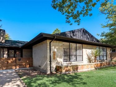 7530 Brentcove Circle, Dallas, TX 75214