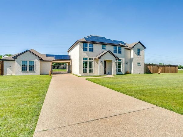 5400 Posada Drive , Fort Worth, TX 76036