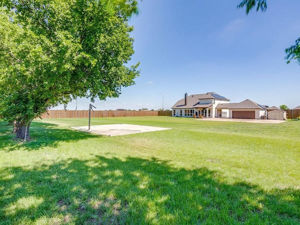 5400 Posada Drive, Fort Worth, TX 76036