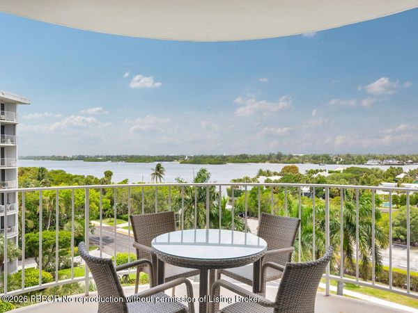2295 S Ocean Boulevard, Unit 715, Palm Beach, FL 33480