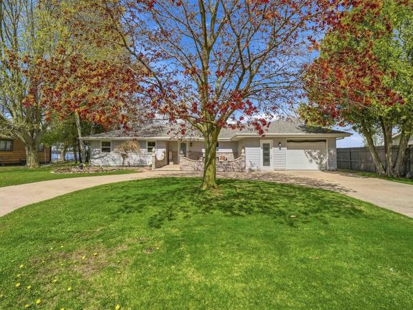 201 PIKE STREET, Cecil, WI 54111