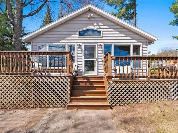13763 LAKE SHORE LANE, Mountain, WI 54149
