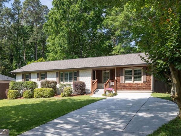 1907 Fairway Circle NE, Brookhaven, GA 30319
