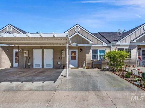 98 E Waterbury Ln, Meridian, ID 83646