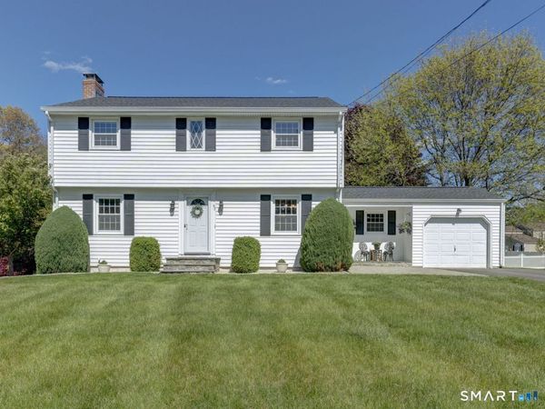 49 Whitehall , East Hartford, CT 06118