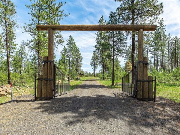 23755 S Ritchey Rd, Cheney, WA 99004